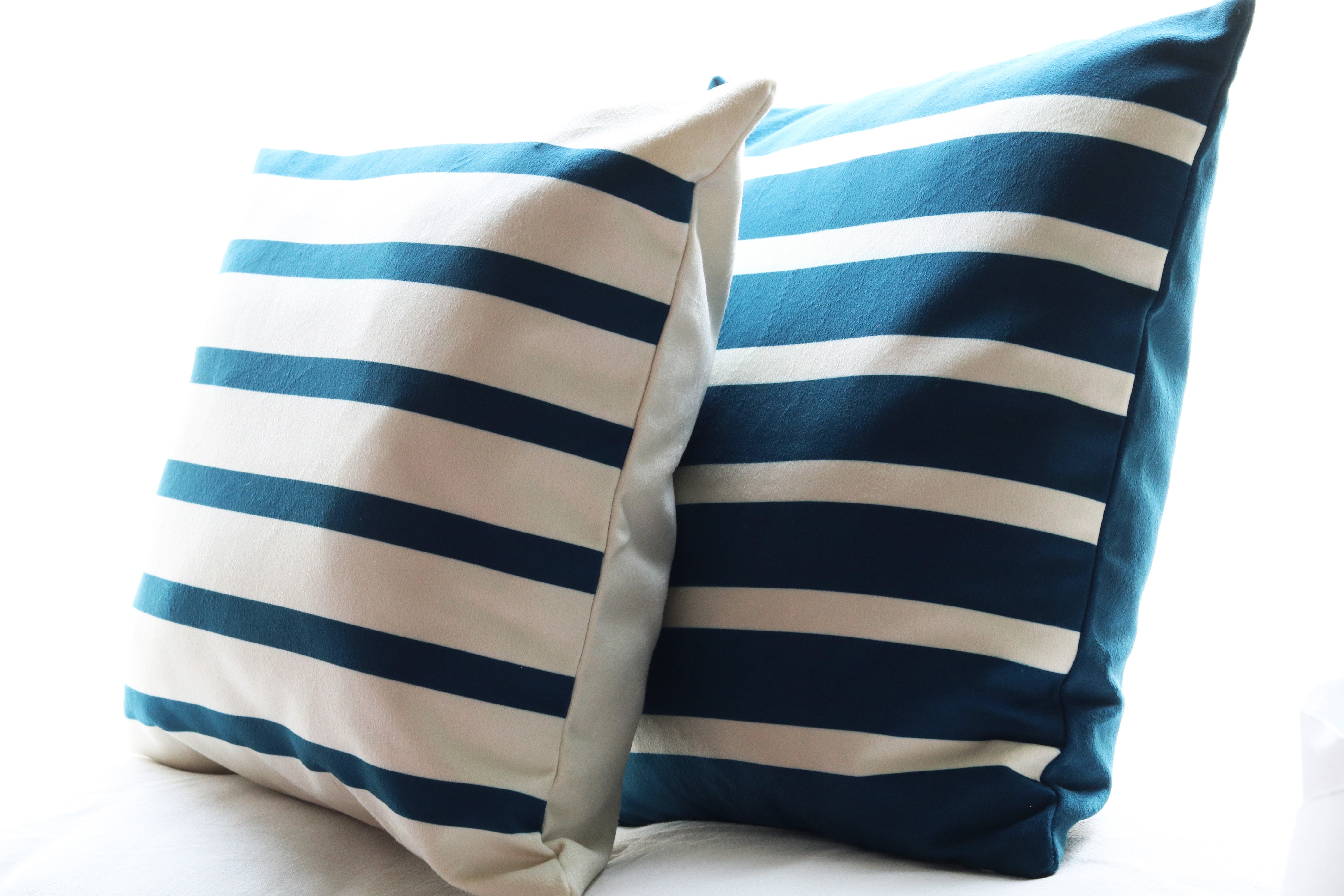 Housses de coussin marinières Bleu